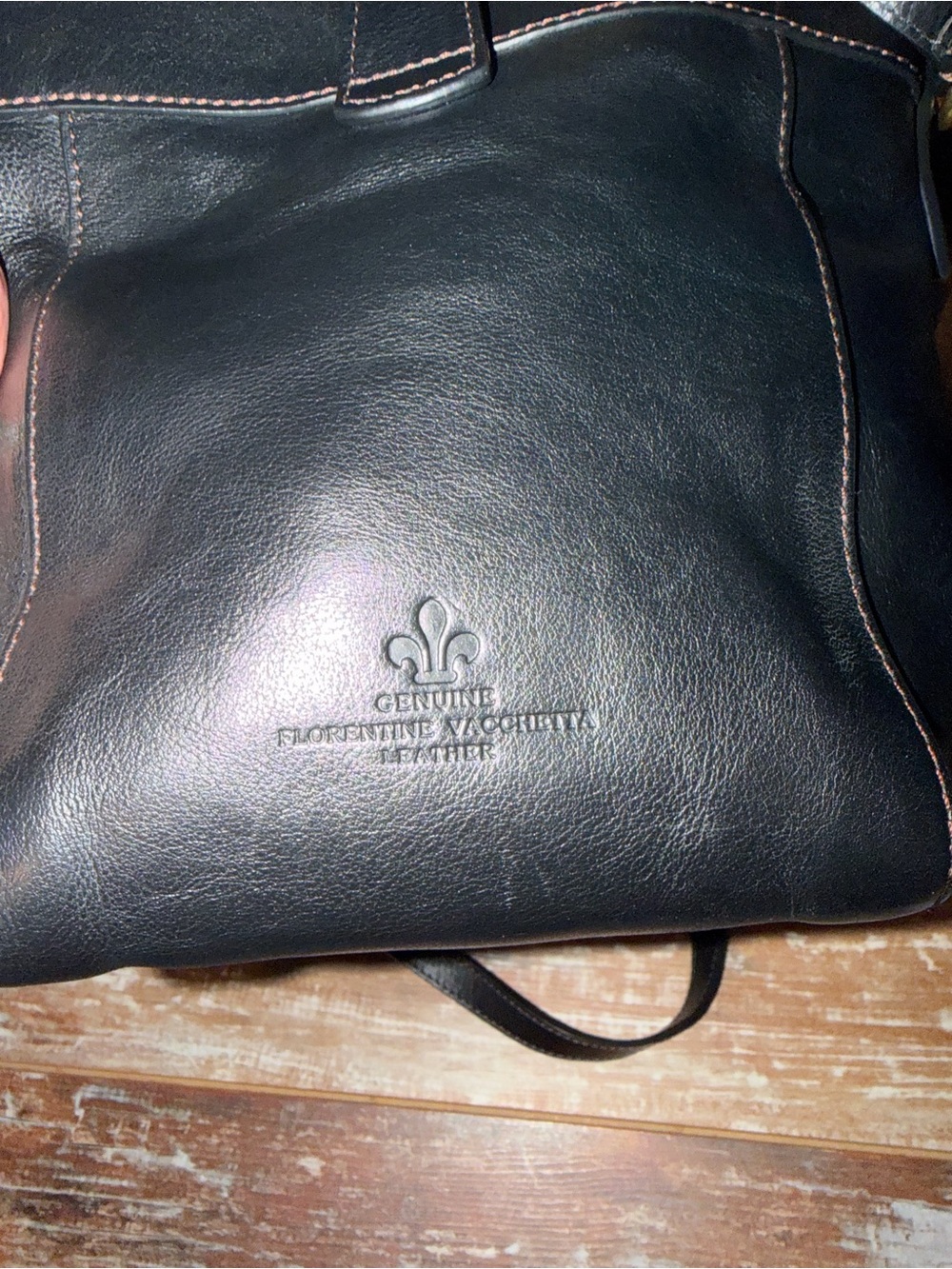 Dooney & Bourke Sadie Feed Bag - Picture 8 of 11
